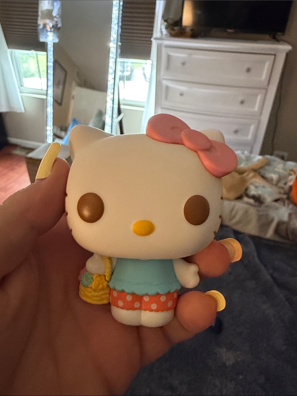 Funko Hello Kitty Pop! Vinyl Figure - White & Pink